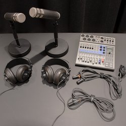 Podcast-set (boka också et utrymme)
